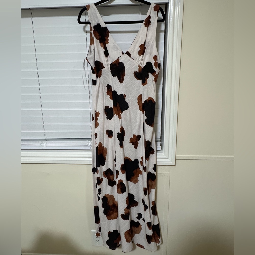 Elegant White and Brown Floral Maxi Dress